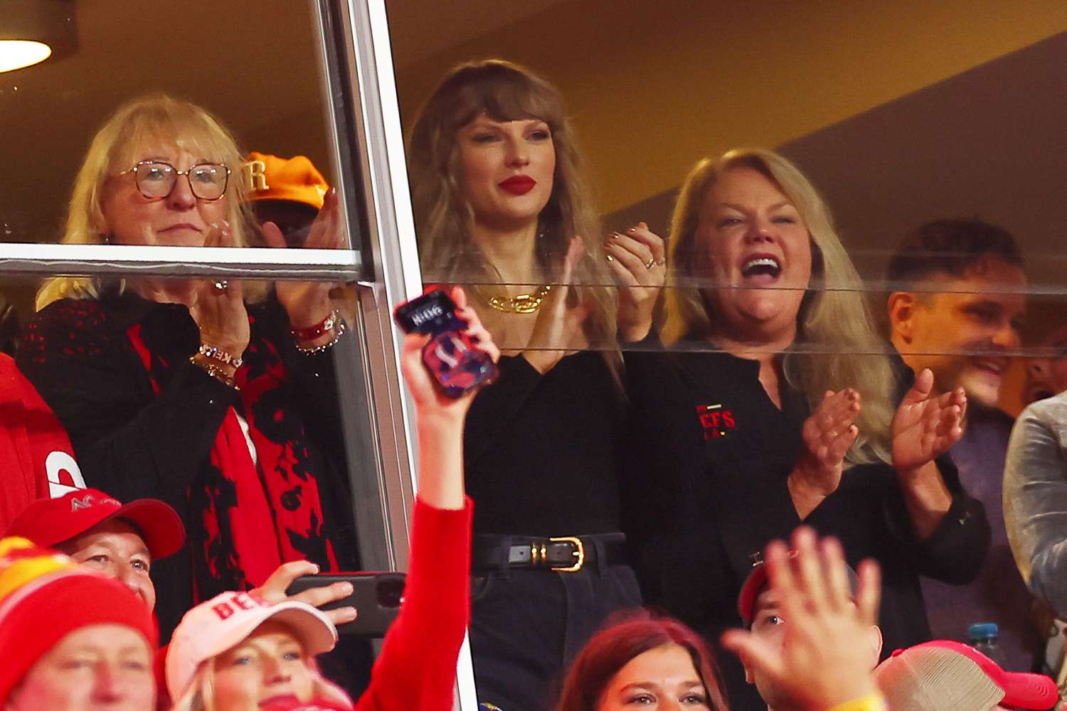 KANSAS CITY, MISSOURI - NOVEMBER 4: Taylor Swift looks on during the first half between the Kansas City Chiefs and the Tampa Bay Buccaneers at GEHA Field at Arrowhead Stadium on November 4, 2024 in Kansas City, Missouri.