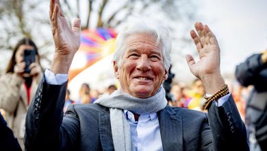 Richard Gere Commemorates the Tibetan Uprising in the Netherlands, Plus Prince William, Kate Middleton, Emma Stone and More