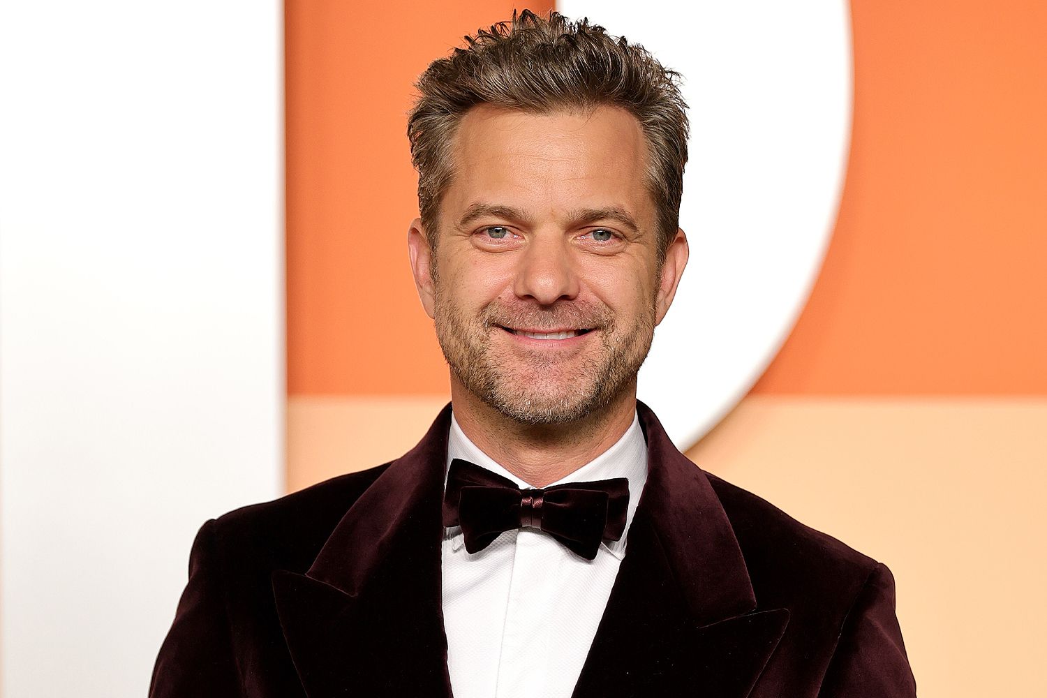 Joshua Jackson attends the 2025 Vanity Fair Oscar Party Hosted By Radhika Jones at Wallis Annenberg Center for the Performing Arts on March 02, 2025 in Beverly Hills, California.