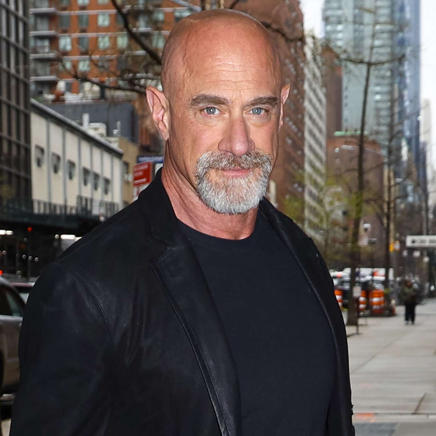 Christopher Meloni is seen arriving at 'The Drew Barrymore Show' on April 07, 2025 in New York City